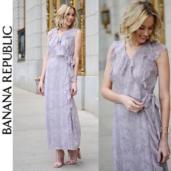 Banana Republic Dresses & Skirts - Banana Republic, Boho tan coloured maxi dress